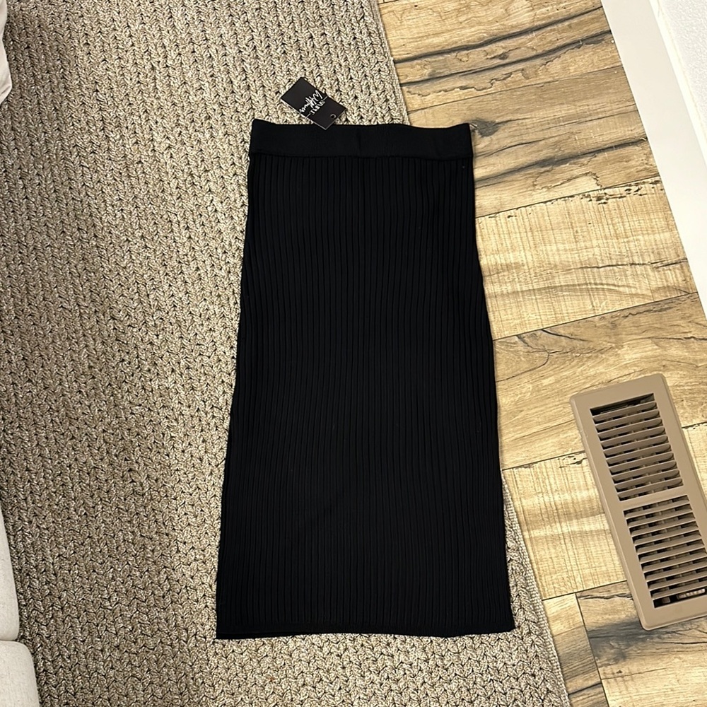 Boutique Elegant Black ribbed pencil Skirt